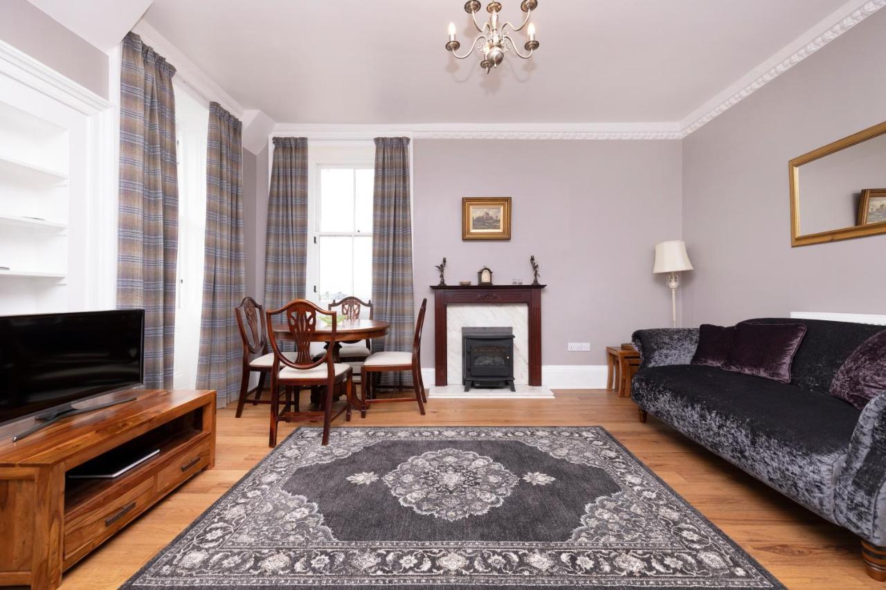 Joivy Cozy Apt Near Edinburgh Castle Exteriör bild