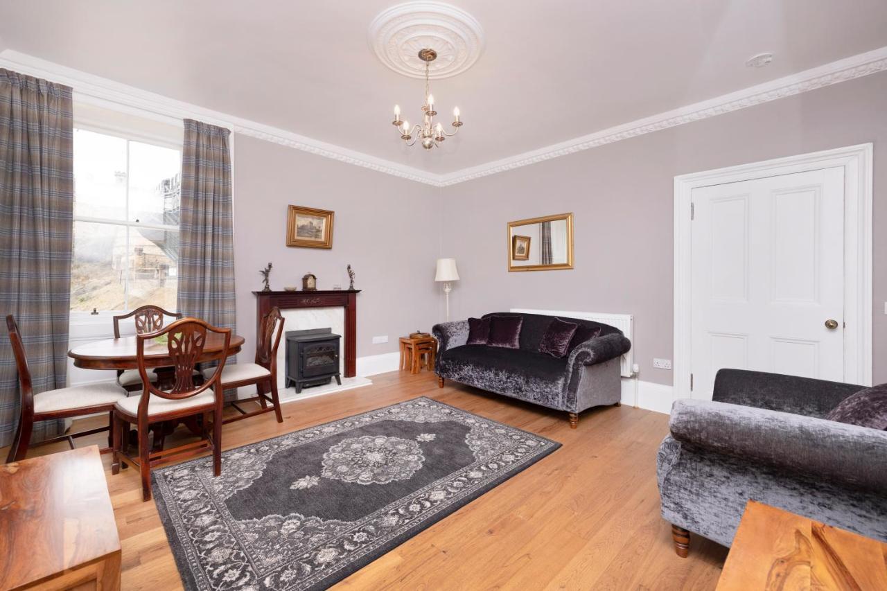 Joivy Cozy Apt Near Edinburgh Castle Exteriör bild