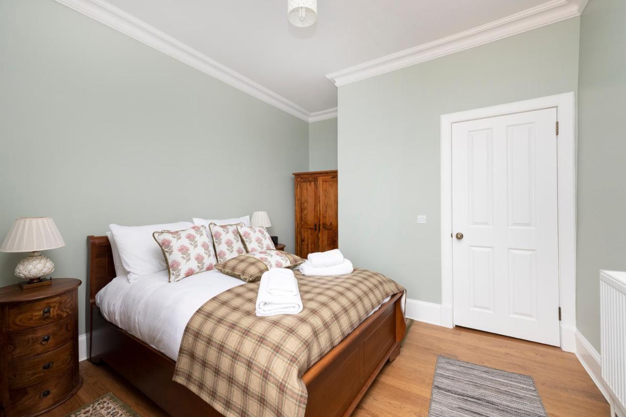 Joivy Cozy Apt Near Edinburgh Castle Exteriör bild