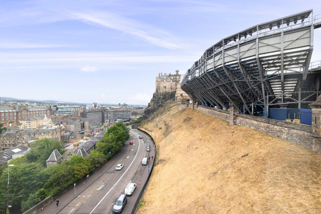 Joivy Charming Apt By Edinburgh Castle Lägenhet Exteriör bild