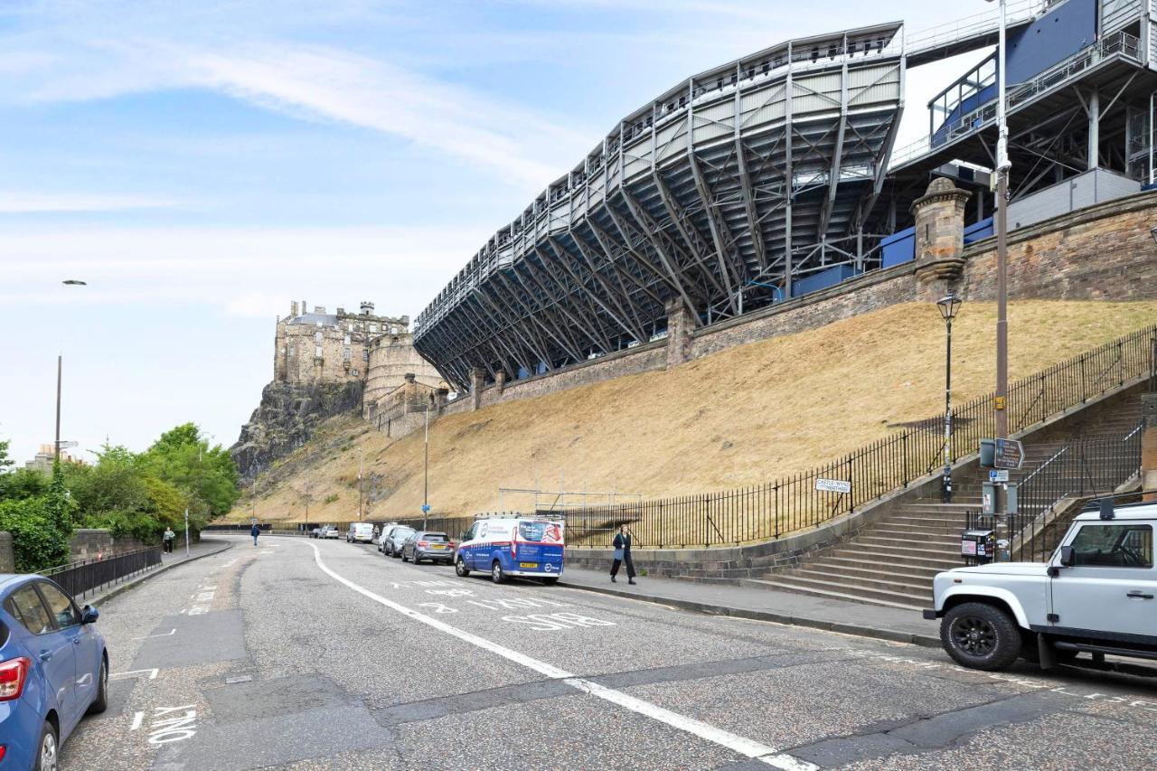 Joivy Charming Apt By Edinburgh Castle Lägenhet Exteriör bild